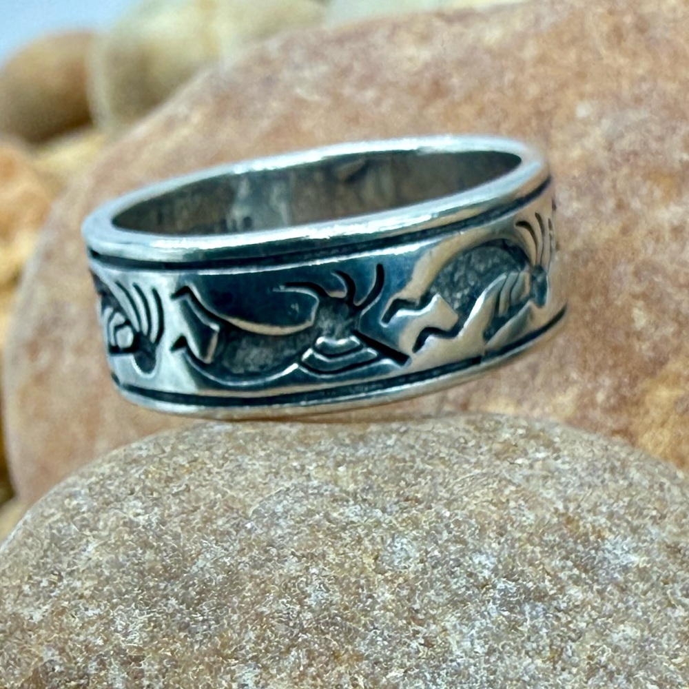Vintage Shube’s Dakota West Sterling Silver Band Ring Size 7 Southwest Kokopelli - Picture 11 of 17